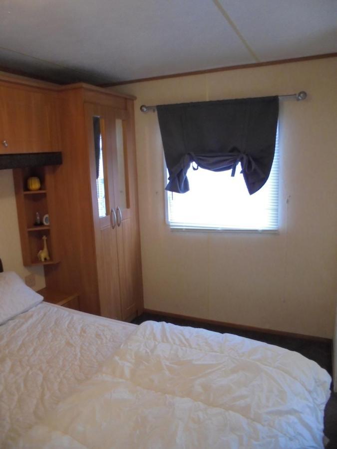 6 Berth Heated On The Chase Brisbane Apartment Ingoldmells Bagian luar foto
