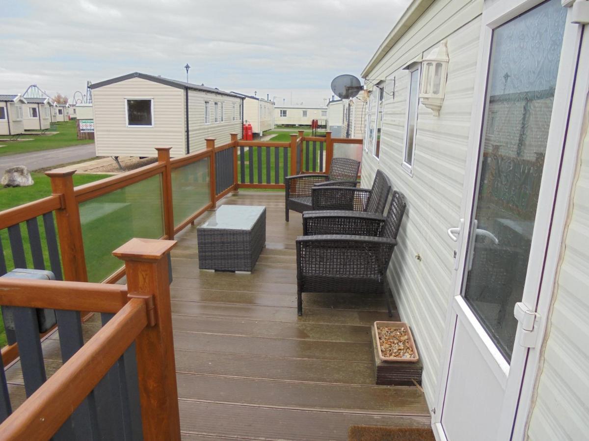 6 Berth Heated On The Chase Brisbane Apartment Ingoldmells Bagian luar foto