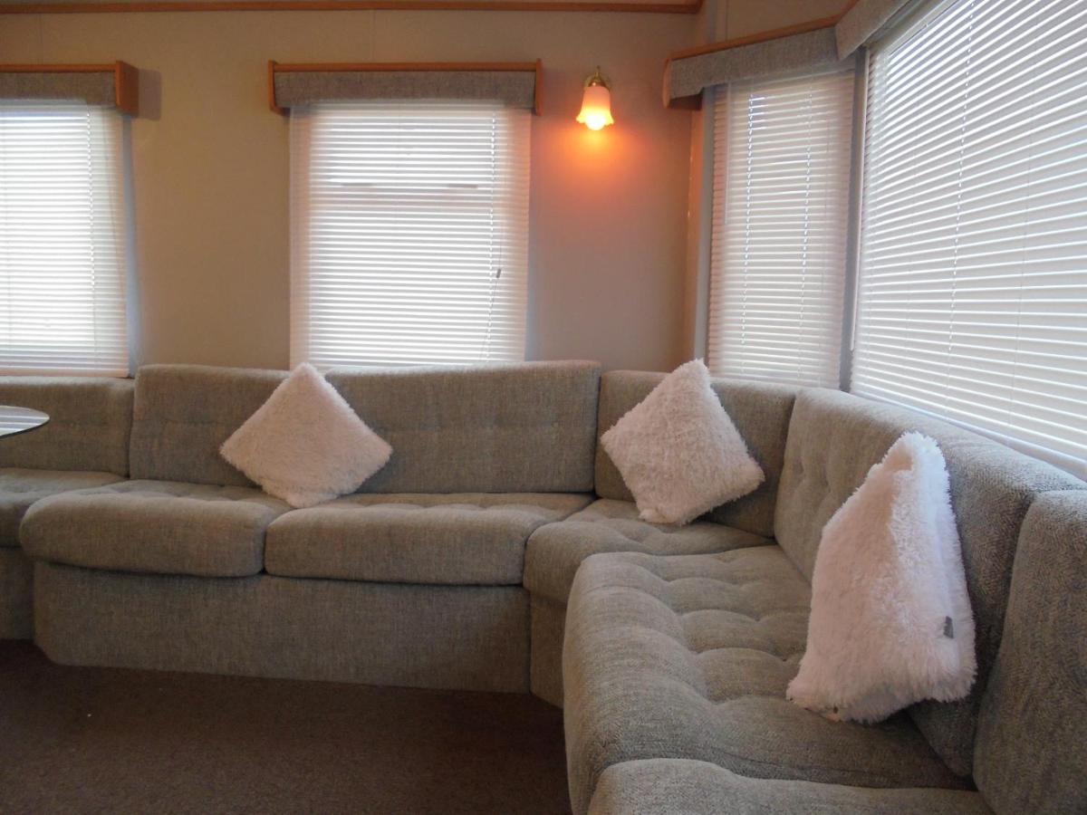 6 Berth Heated On The Chase Brisbane Apartment Ingoldmells Bagian luar foto