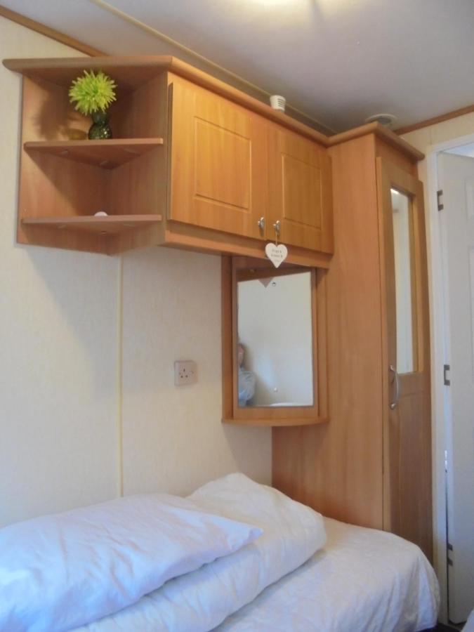 6 Berth Heated On The Chase Brisbane Apartment Ingoldmells Bagian luar foto