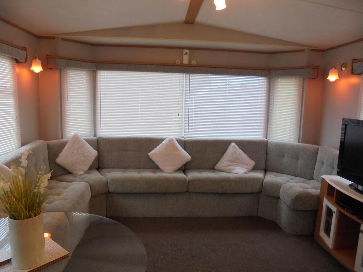 6 Berth Heated On The Chase Brisbane Apartment Ingoldmells Bagian luar foto